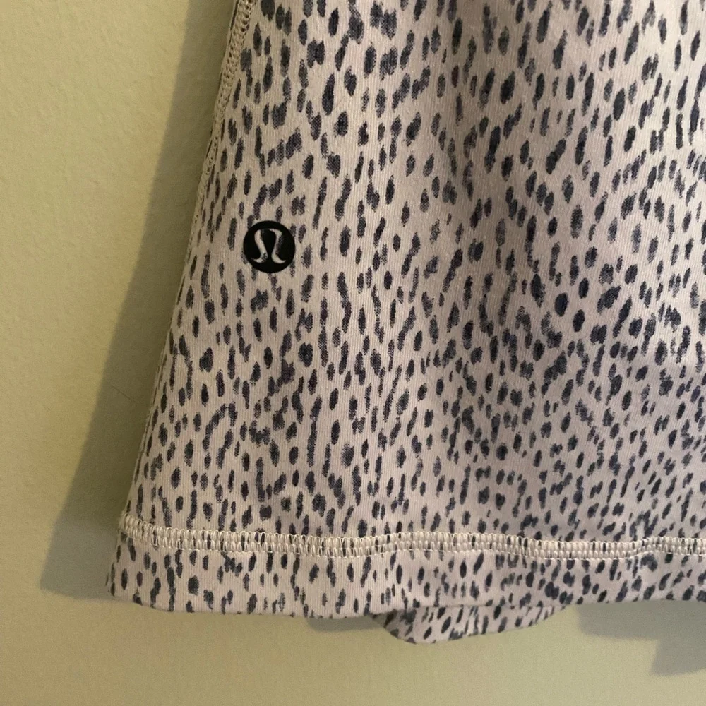 Lululemon Tank Top - Picture 4 of 6